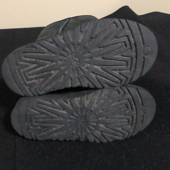 Ugg Classic Tall Boots. - Picture 5 of 5